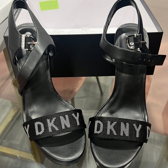 Dkny Shoes - DKNY OLINA HEELS - SZ 8